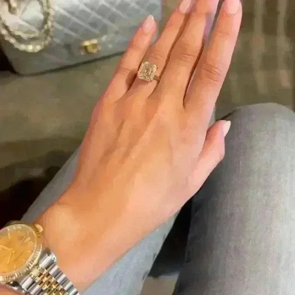 NWT Emerald Cut Simulated Engagement Ring 5.5CT Yellow plating over Silver sz 6 - Picture 10 of 10